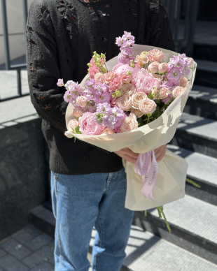 Bouquet “Rose, Mattiola and peony”
