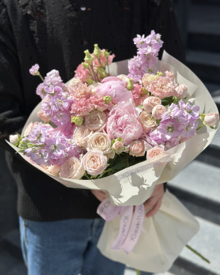 Bouquet “Rose, Mattiola and peony”