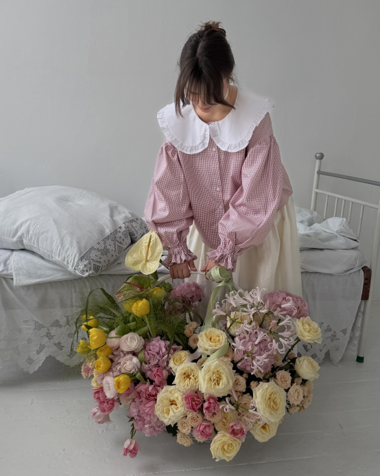 Basket with flowers "Flower boom"