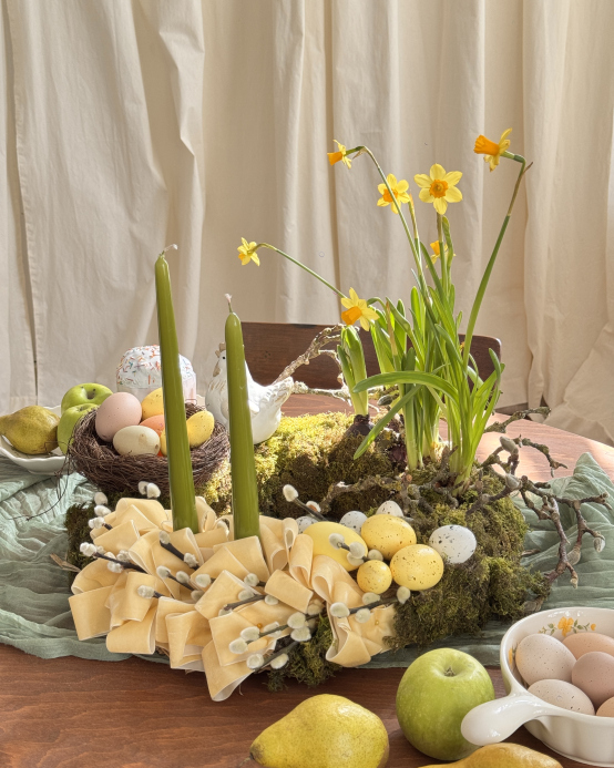 An Easter wreath for the table