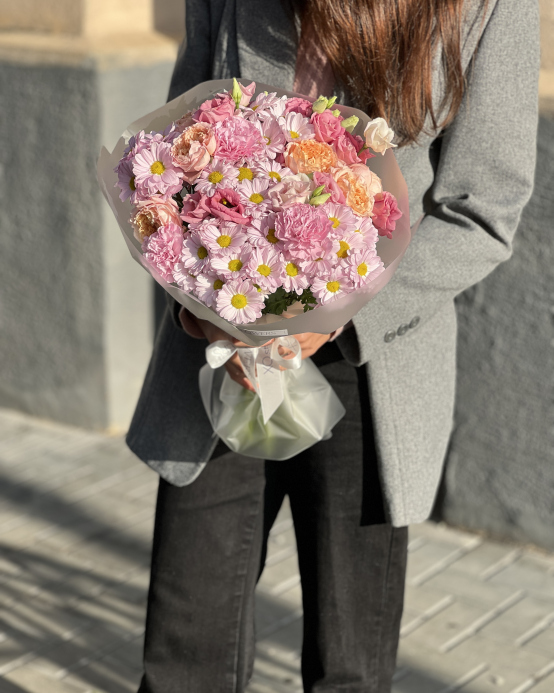 Buchet "Tăcere perlată"