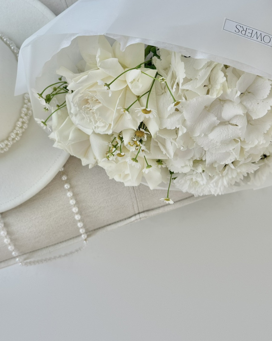 Bouquet "White flowers"