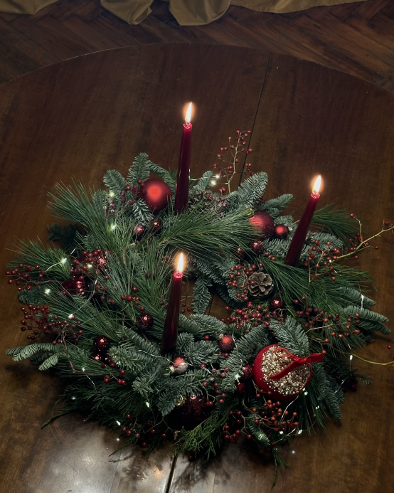 Венок на стол со свечами