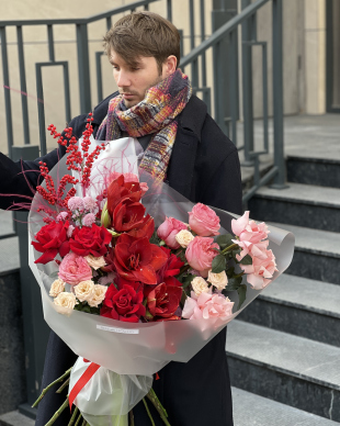 Bouquet with red amaryllis