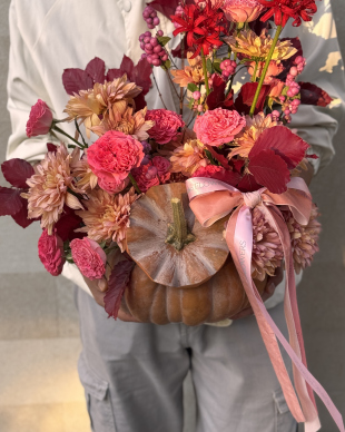 Pumpkin with flowers