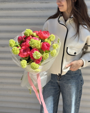 Bouquet “Coral Blossom”