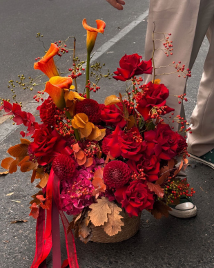 Flower Basket “Love in Autumn Colors”
