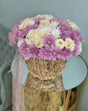 Basket with flowers "Albina"