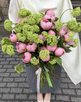 ‘Salmon’ Peony Bouquet
