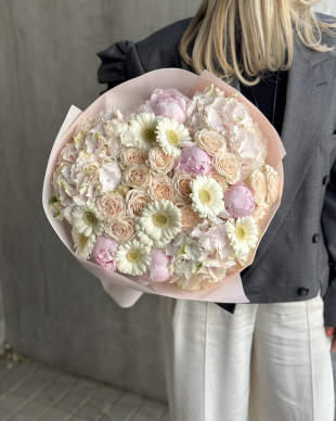Bouquet “Luxurious Love”
