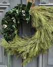 Pine wreath with velvet