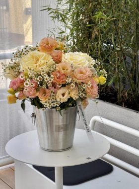 Summer Interior Floristry: How Flowers Transform the Home