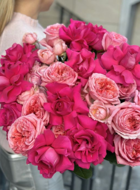 Oricât ai schimba numele, trandafirul rămâne trandafir