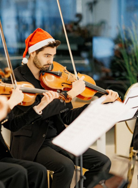 How XOstudio FLOWERS and Range Rover Create a Festive Atmosphere