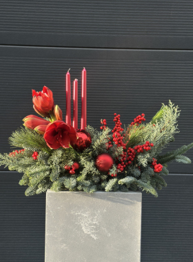 Ilex Welcomes Winter: A Living Fairytale of Winter Bouquets