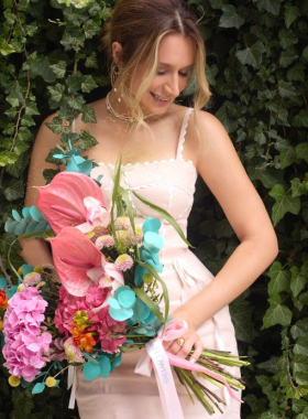 Frezia în buchete - delicatețe absolută