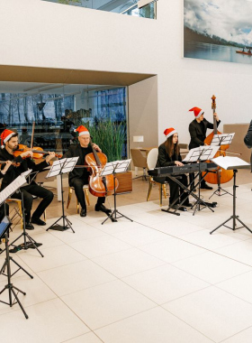 How XOstudio FLOWERS and Range Rover Create a Festive Atmosphere