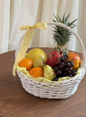 Flowers and Sweets: The Perfect Gift