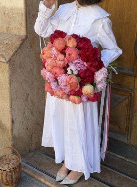 Surprise Flower Delivery: How to Send Flowers When You Can't Be There