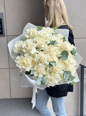 Oricât ai schimba numele, trandafirul rămâne trandafir