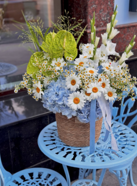 Summer Interior Floristry: How Flowers Transform the Home