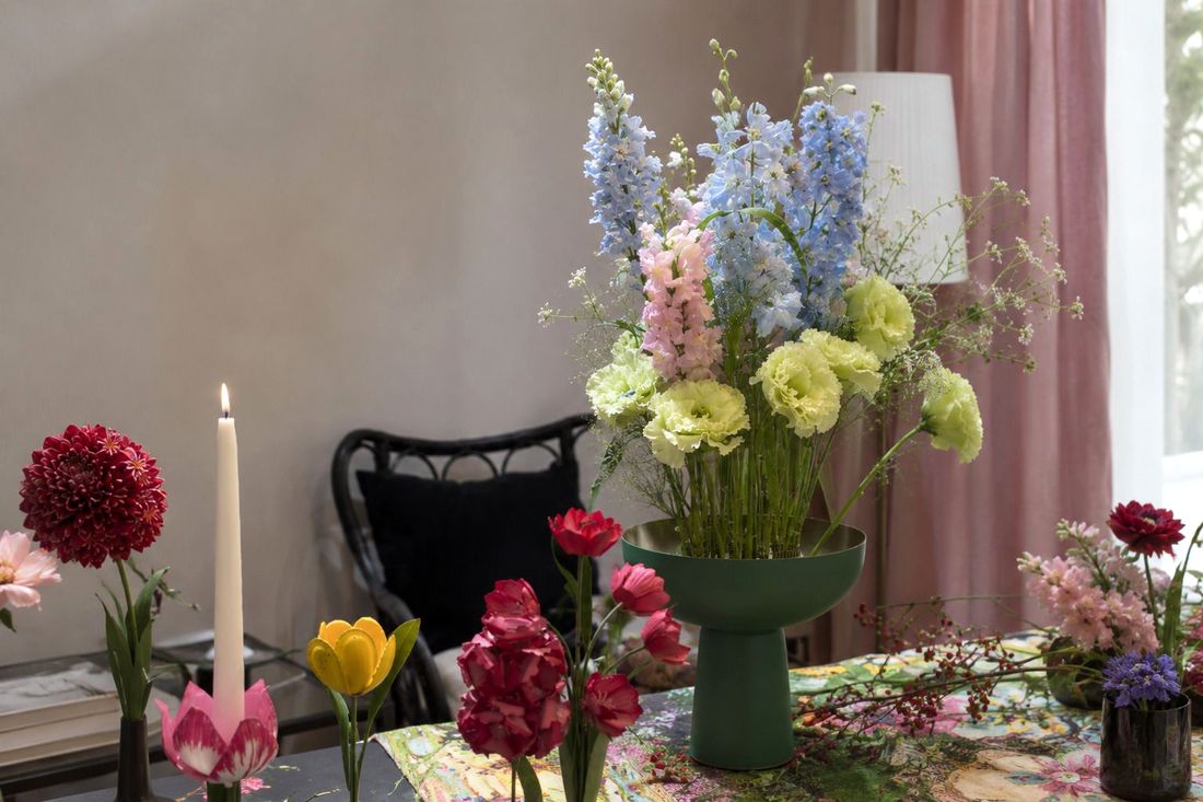 Author's compositions on kenzan for decorating the festive table and interior.