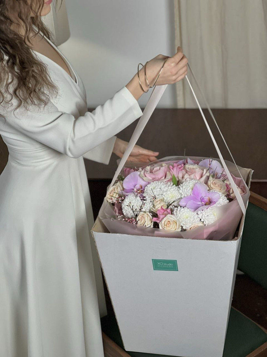 Flower, bouquet, and arrangement delivery in Chisinau